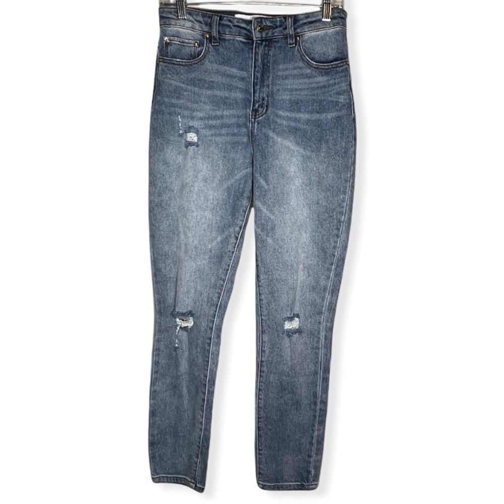 Ashley Mason Distressed Jeans‎